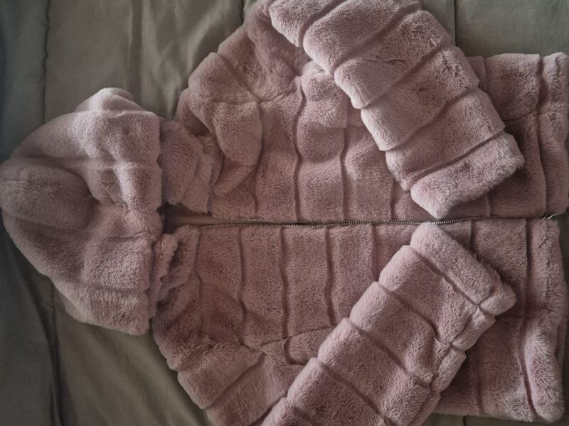 Pelliciotto rosa donna