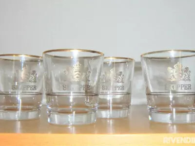 4 bicchieri di whisky