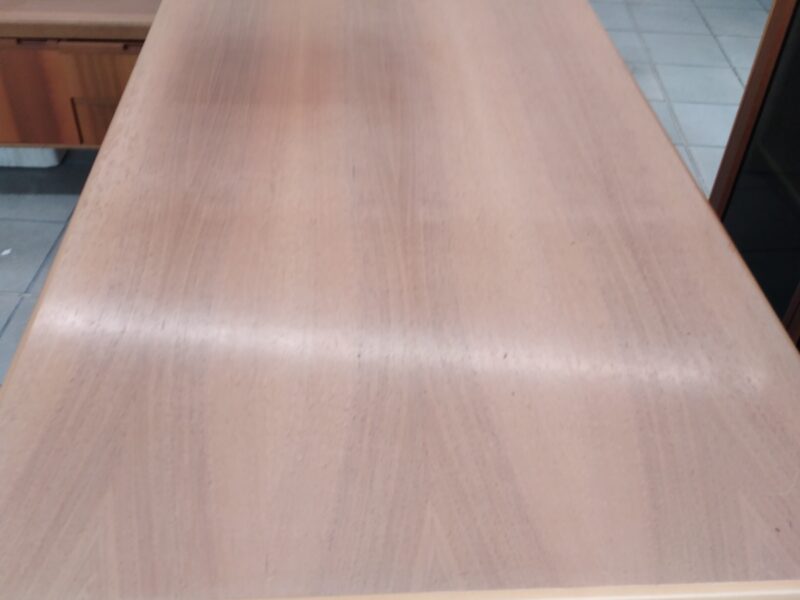 Scrivania angolare Noce massello base Marmo bianco 235+200x100cm