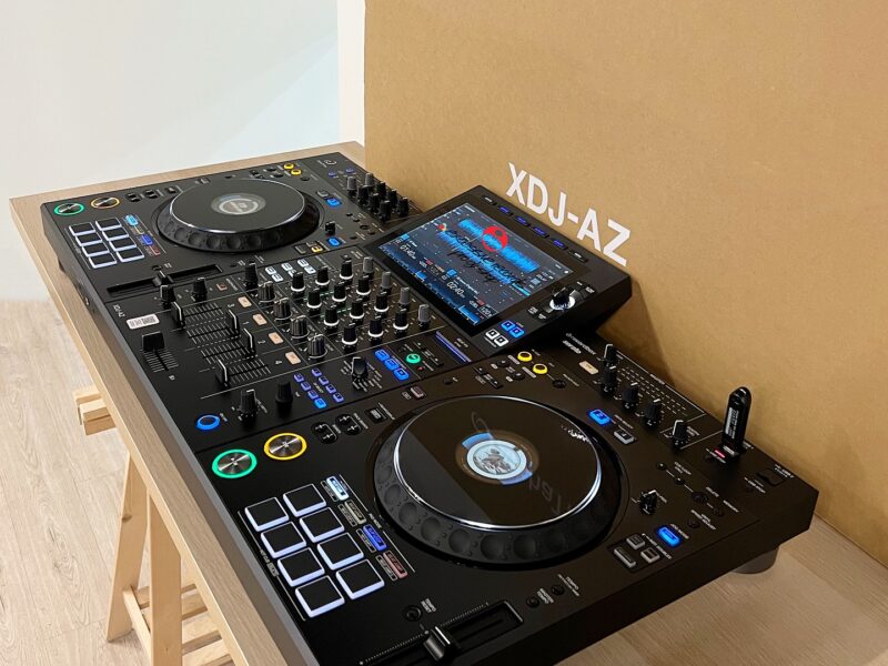 sistema DJ AlphaTheta XDJ-AZ
