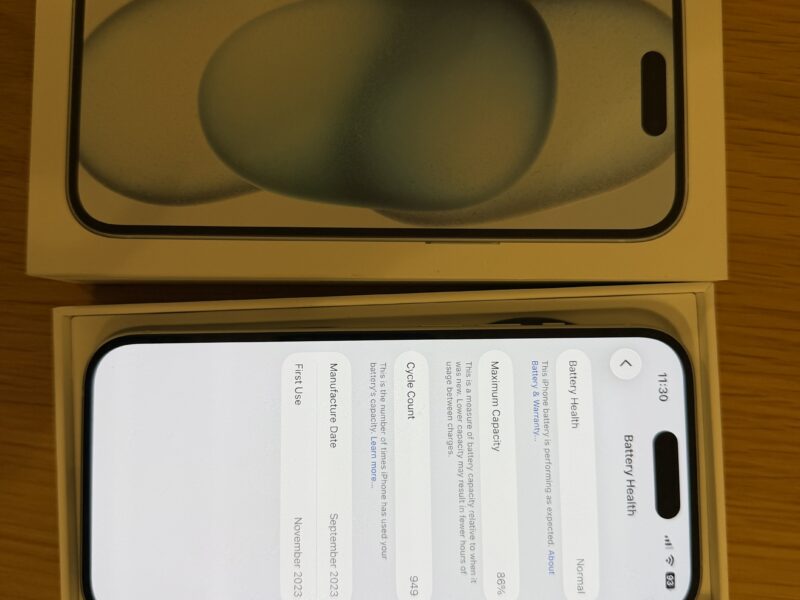 Iphone 15 light blue 129 GB