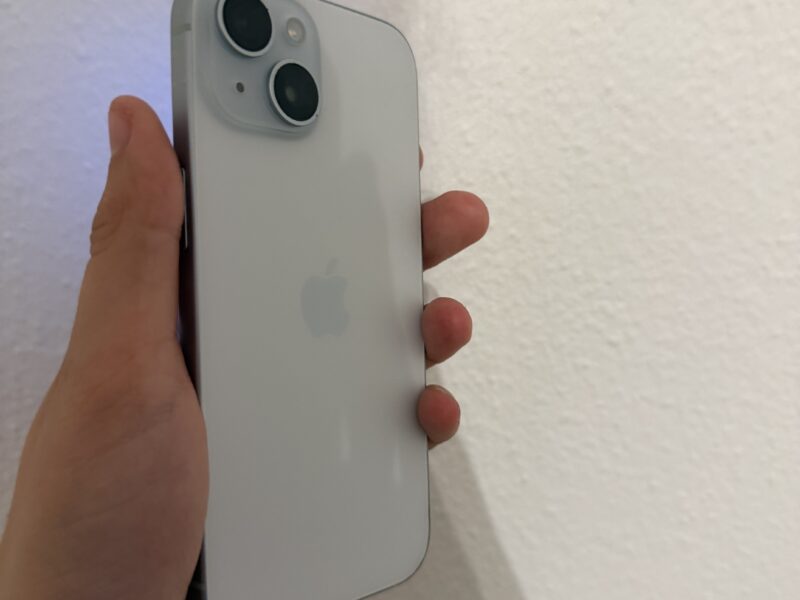 Iphone 15 light blue 129 GB