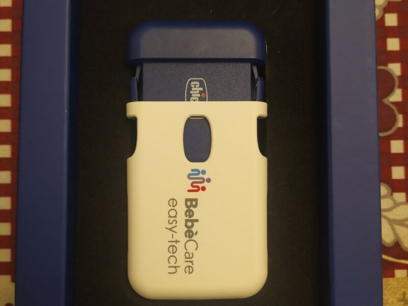 Chicco BebèCare easy-tech Sistema Antiabbandono in Auto - Bianco/Blu
