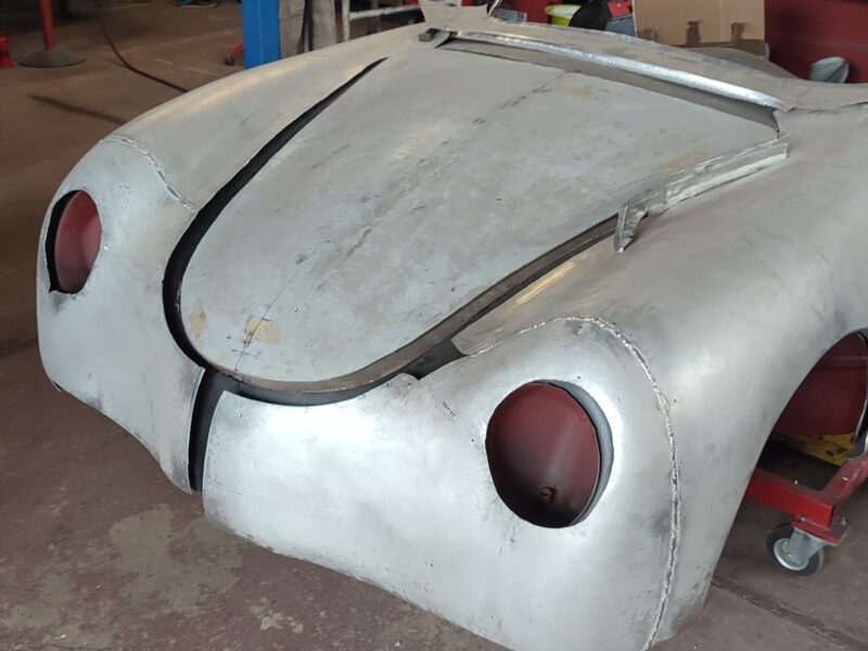 Porsche 356A speedster in alluminio