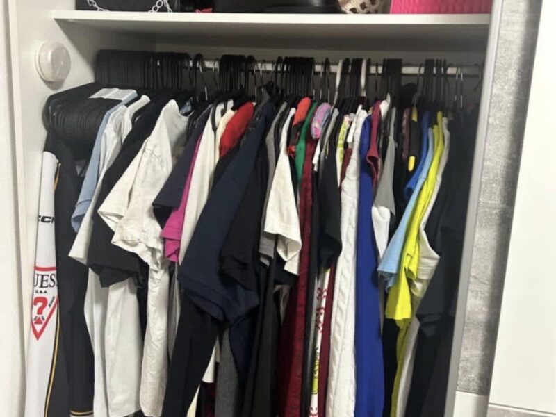 Vendo armadio con ante scorrevoli