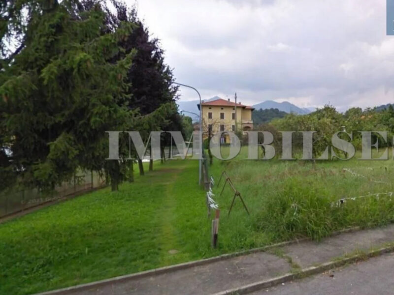 Terreno edificabile, 1400 m²