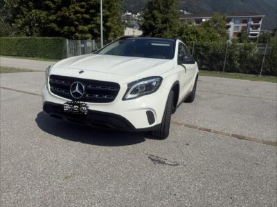 Mercedes GLA200 solo 40000km