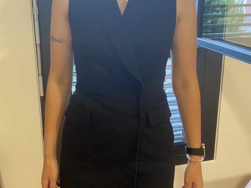 Tuta corta blazer Zara con dettagli in pizzo - Taglia S