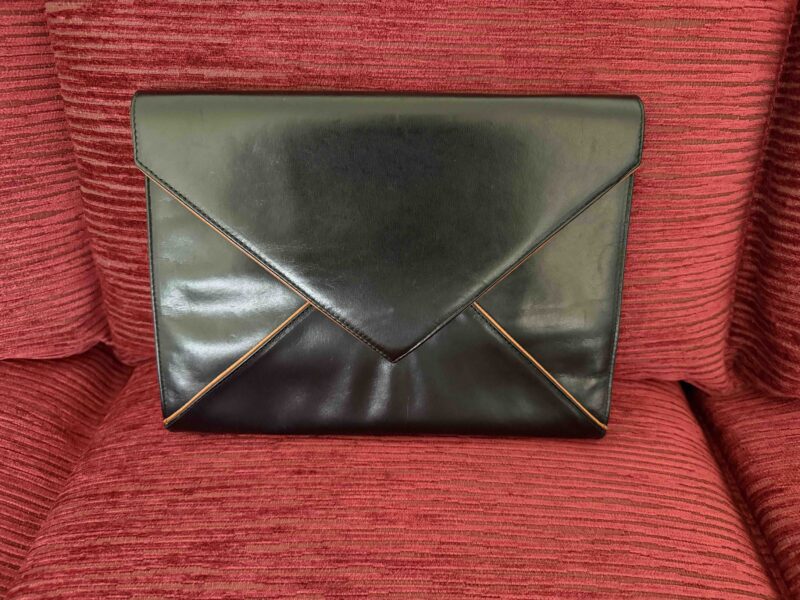 Busta in pelle
