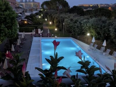 ARENZANO – Elegante trilocale in contesto residenziale con piscina e posto auto