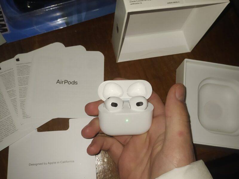 AirPods Gen 3 MagSafe