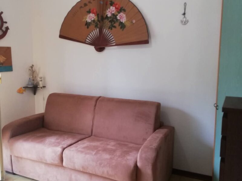 Monolocale con Cantina e Posto auto