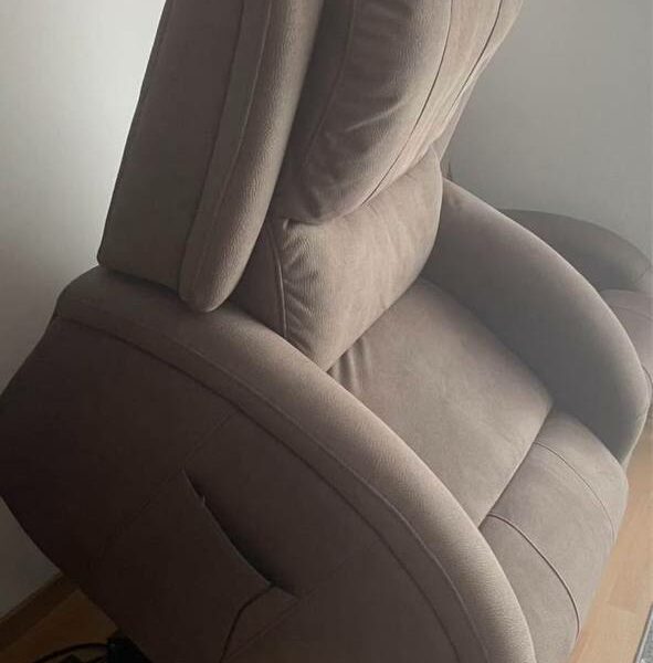 COMODE POLTRONE RECLINABILI