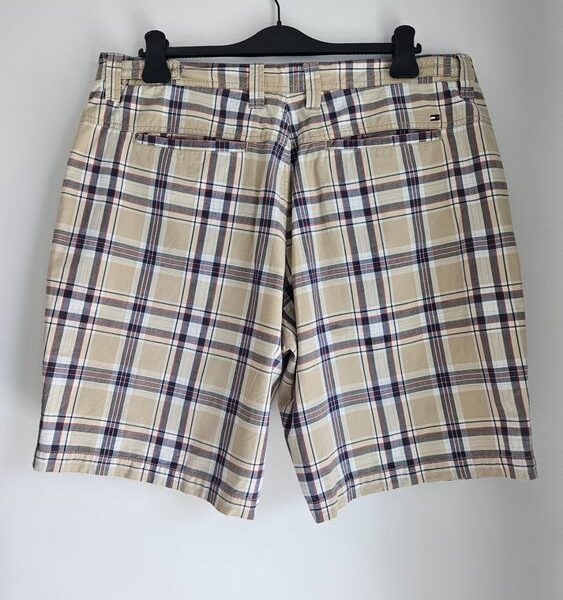 Tommy Hilfiger Shorts Uomo Taglia 38 – Bermuda a Quadri