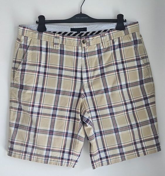 Tommy Hilfiger Shorts Uomo Taglia 38 – Bermuda a Quadri