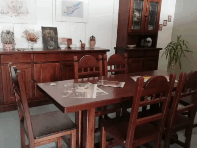 credenza con vetrina